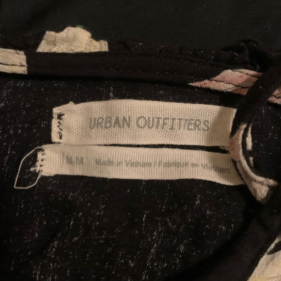 Crop top - Picture 2 of 2